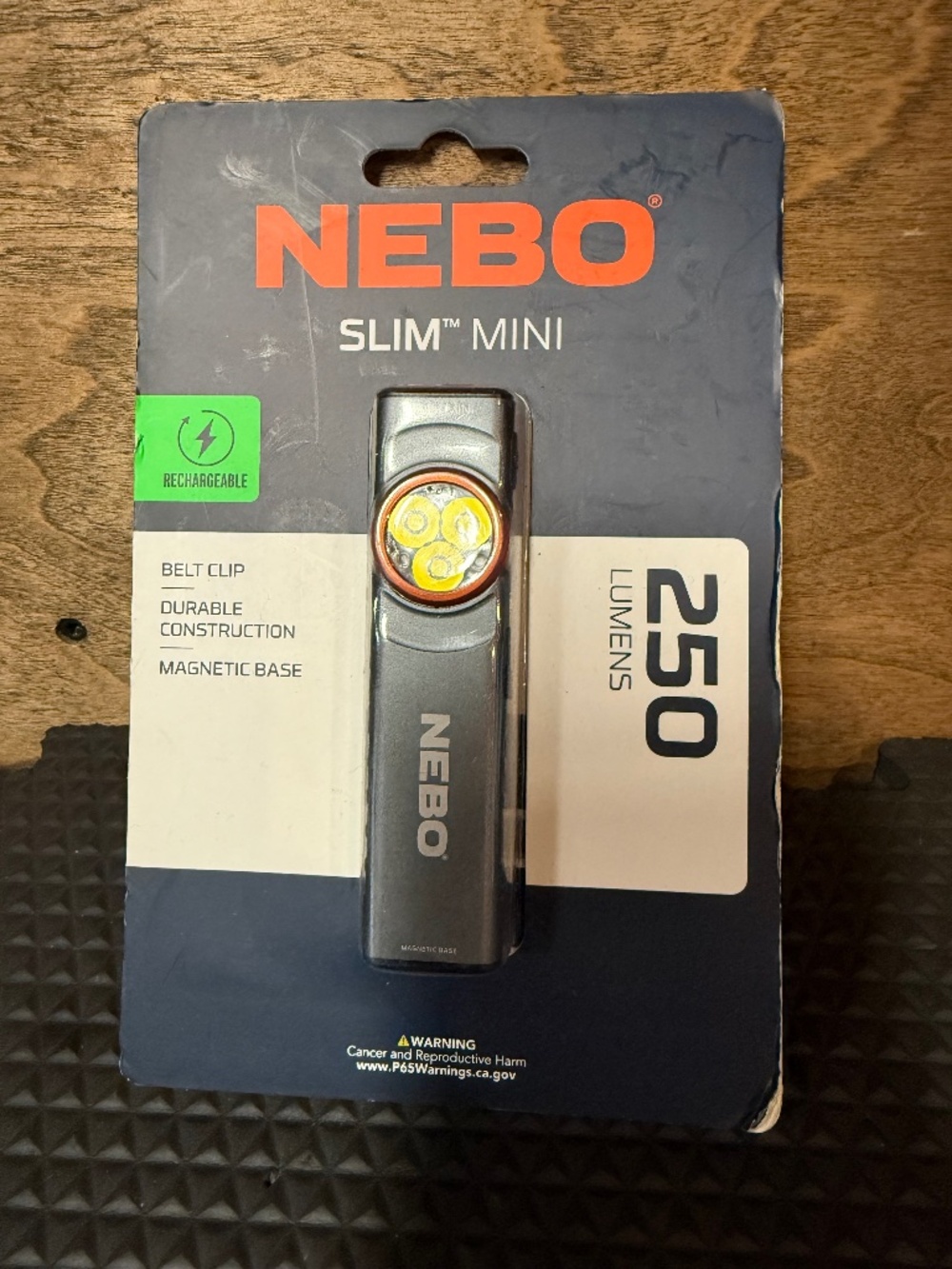 NEBO Slim Mini LED 250 Lumens